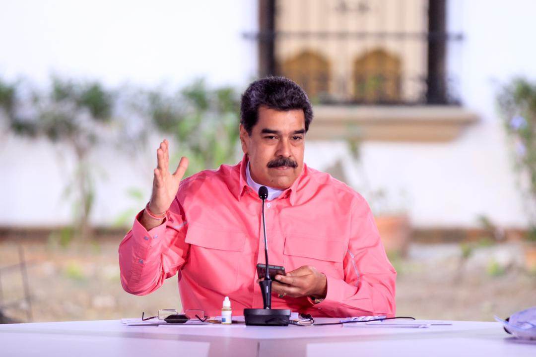 Maduro vrea să retragă cetăţenia venezueleană tuturor cetăţenilor care solicită o invazie străină